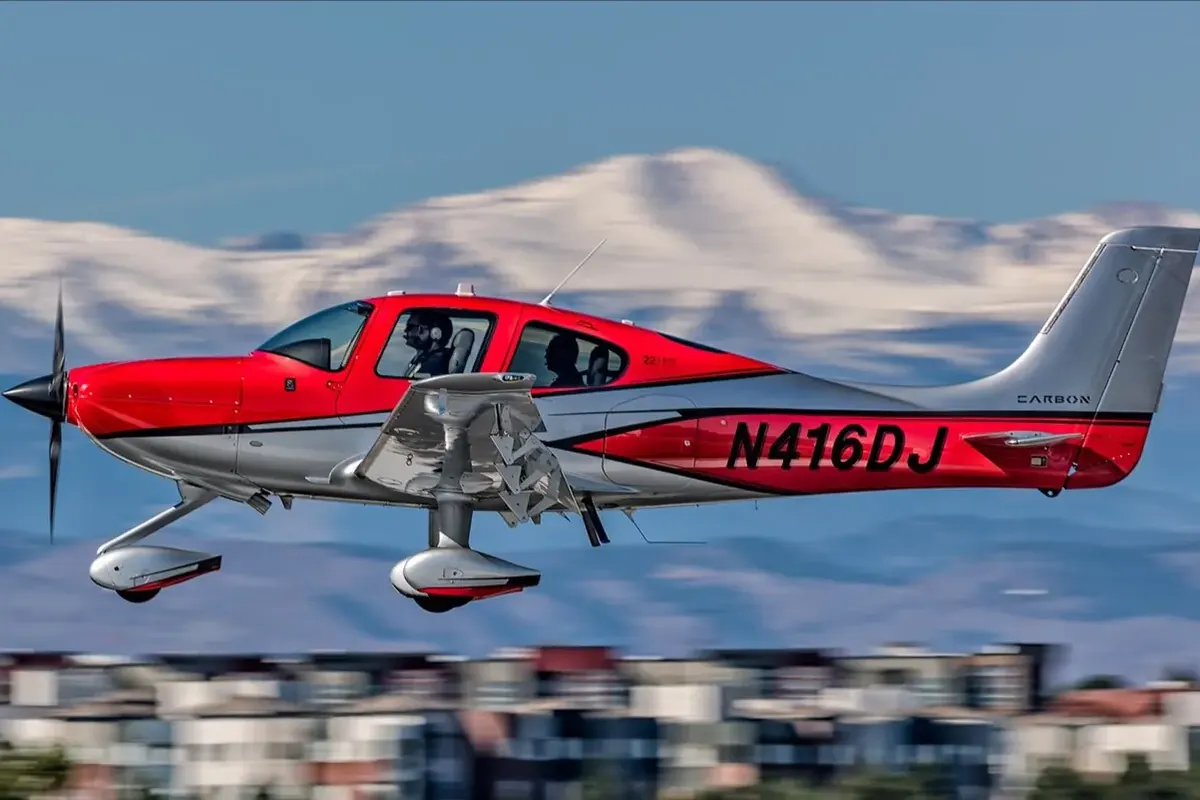 Cirrus SR22