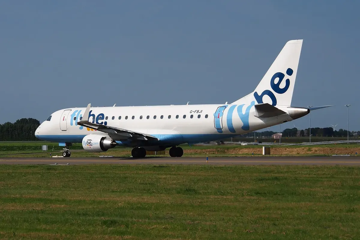 Embraer E175