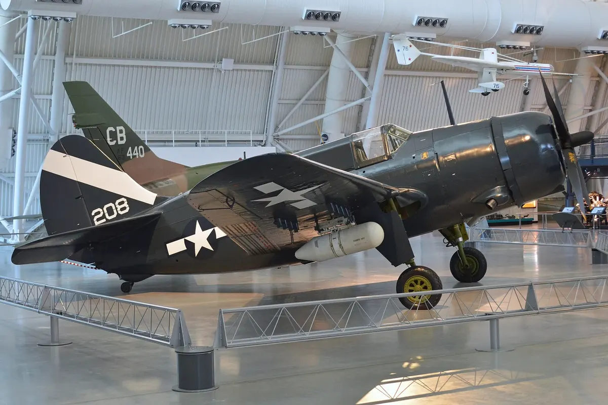 Curtiss SB2C Helldiver