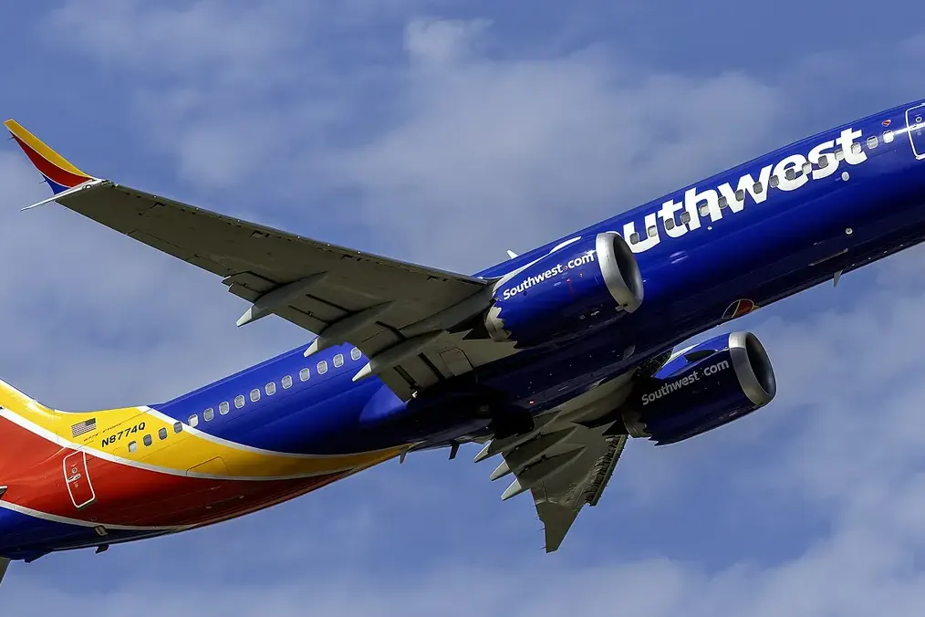 Boeing 737 MAX 8