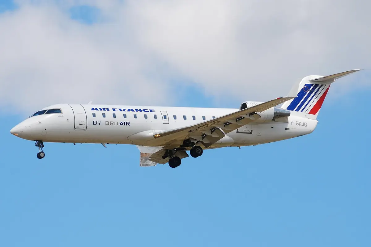 Bombardier CRJ100/200
