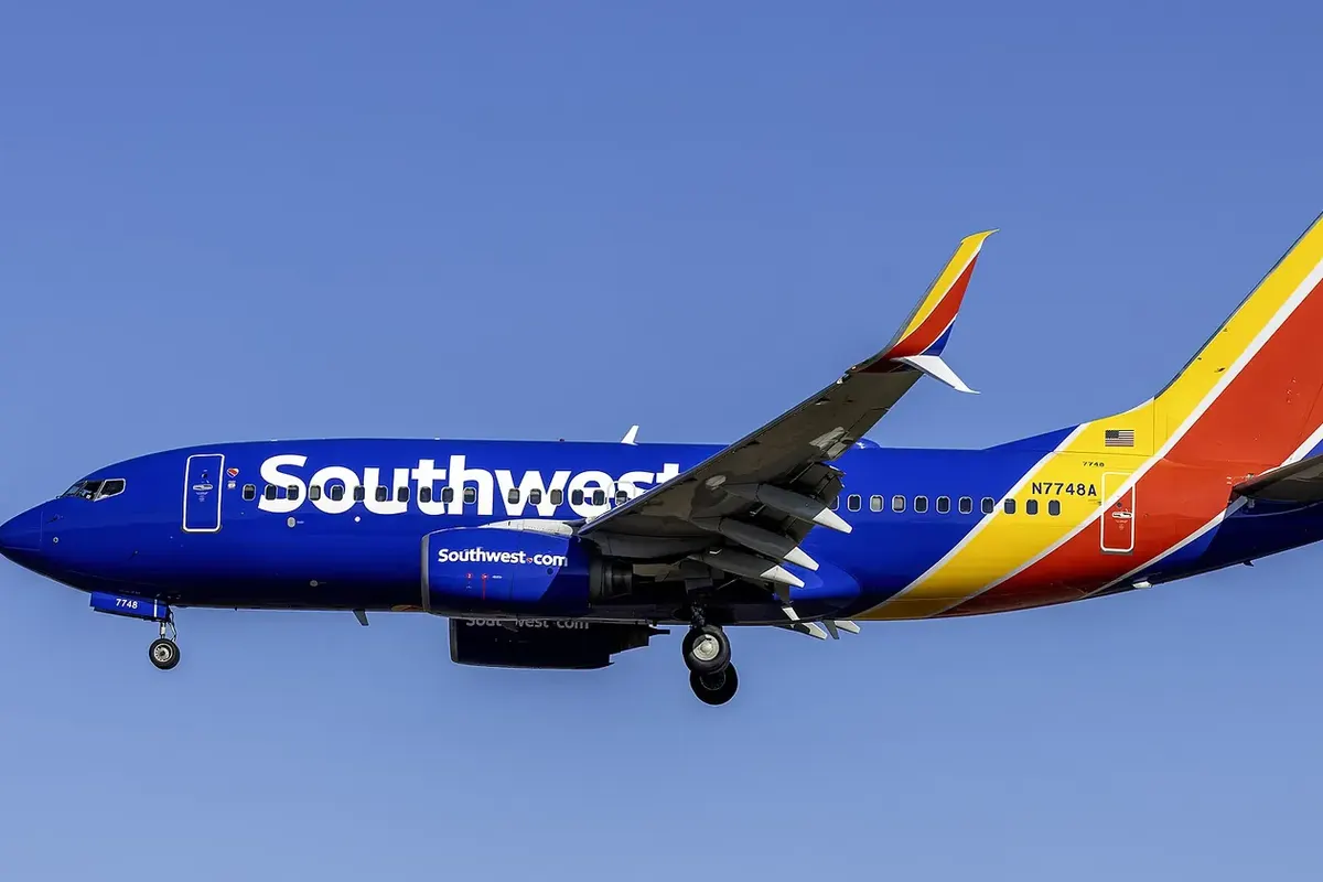 Boeing 737-700