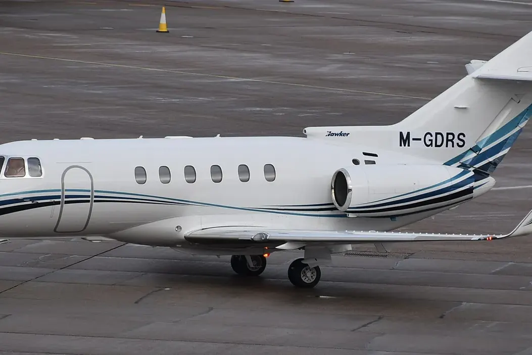 Hawker 800