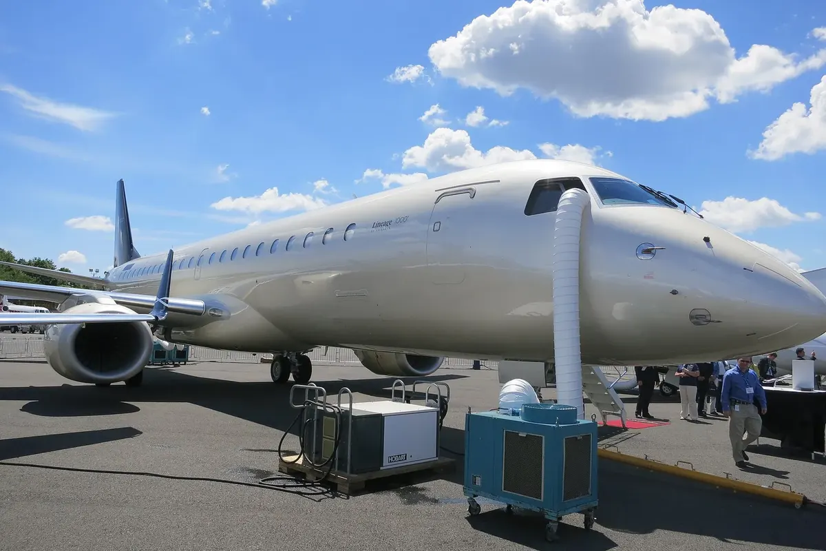 Embraer Lineage 1000