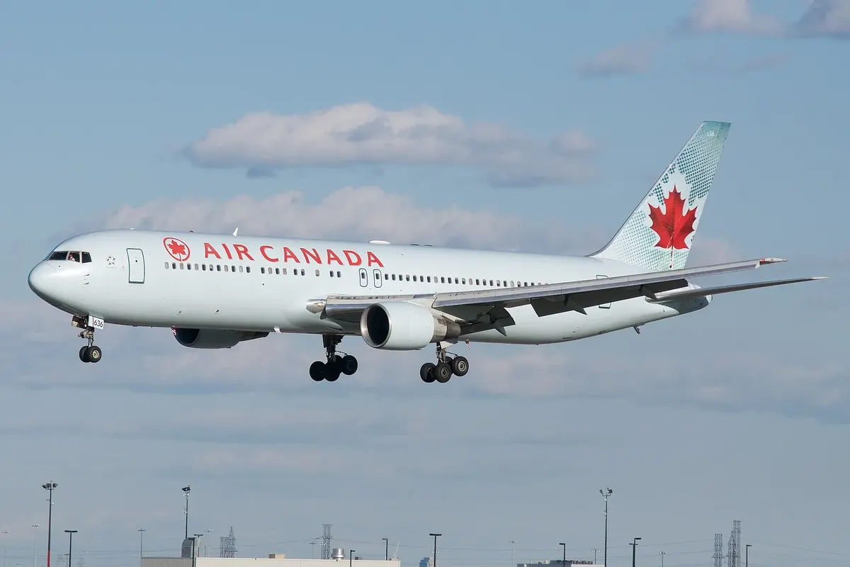 Boeing 767-300