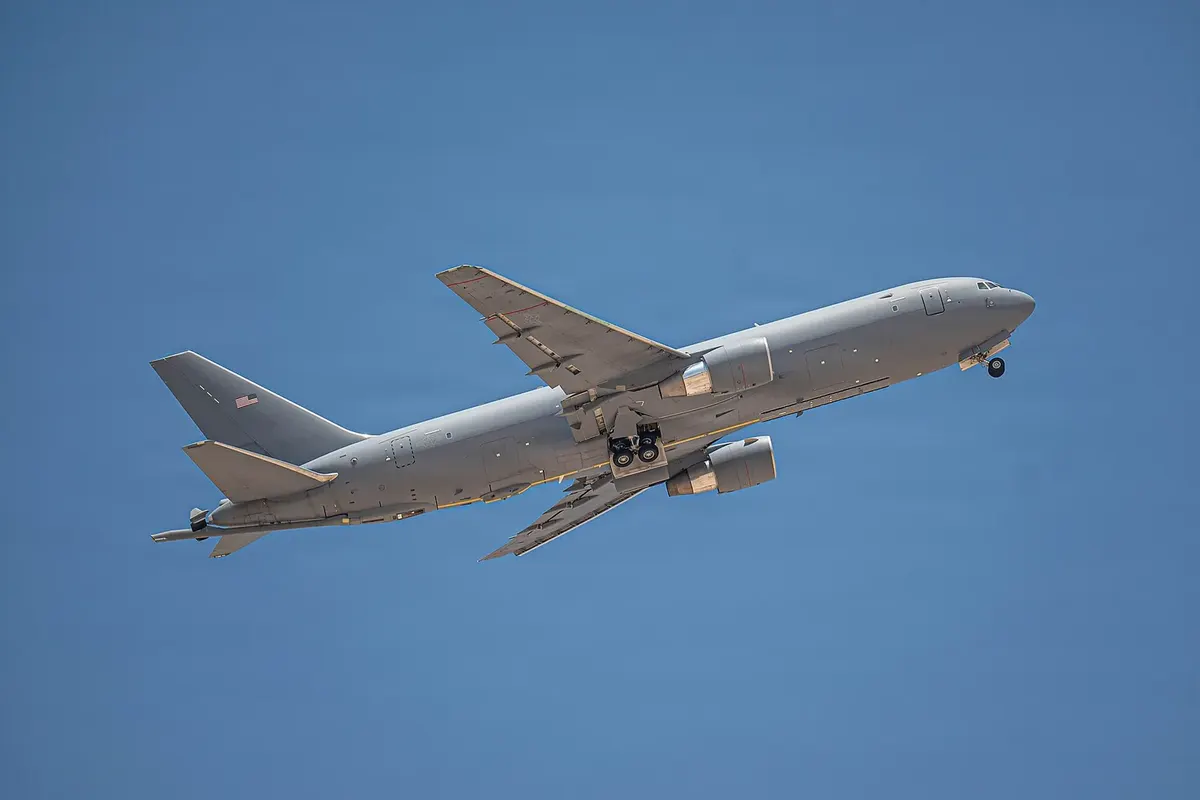 Boeing 767-200