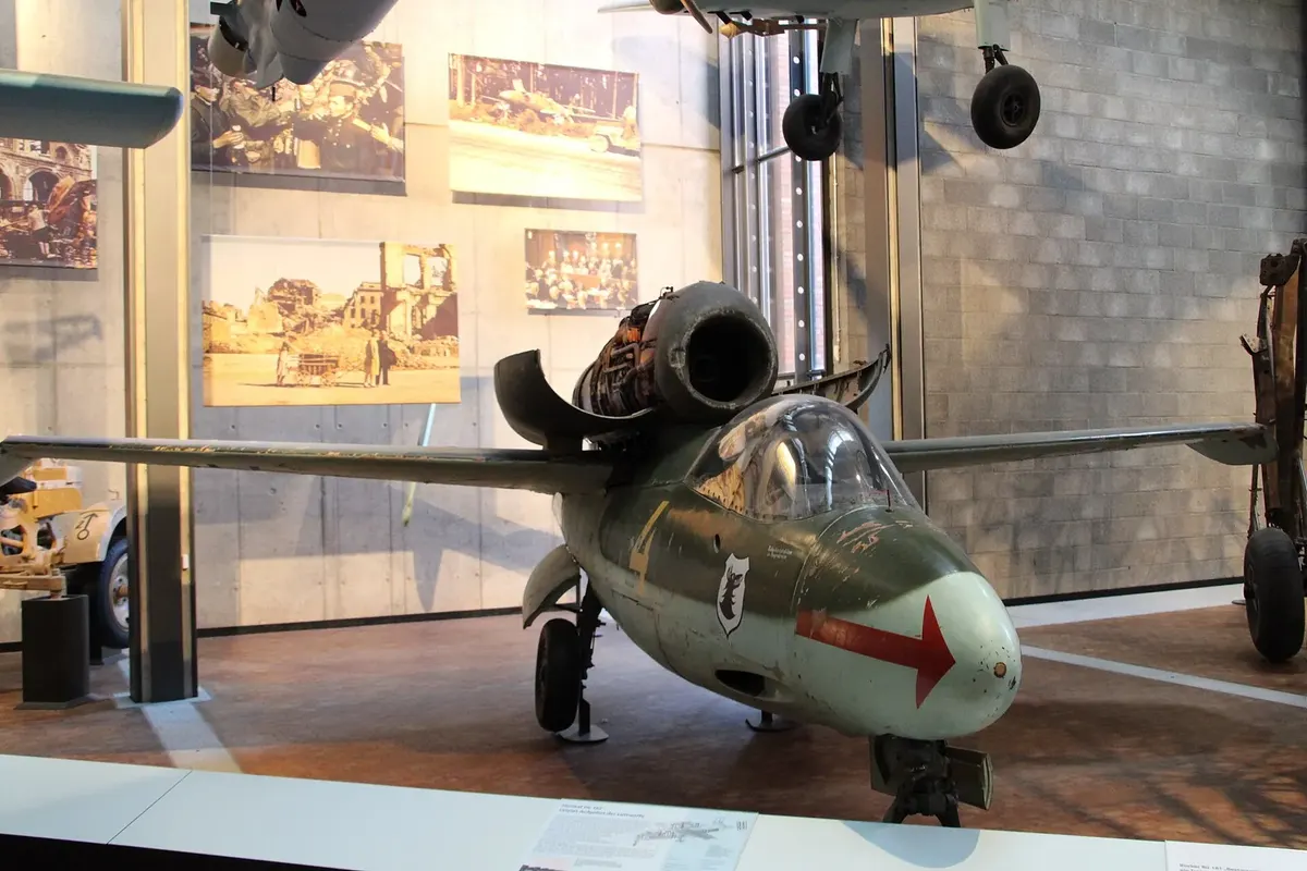 Heinkel He 162
