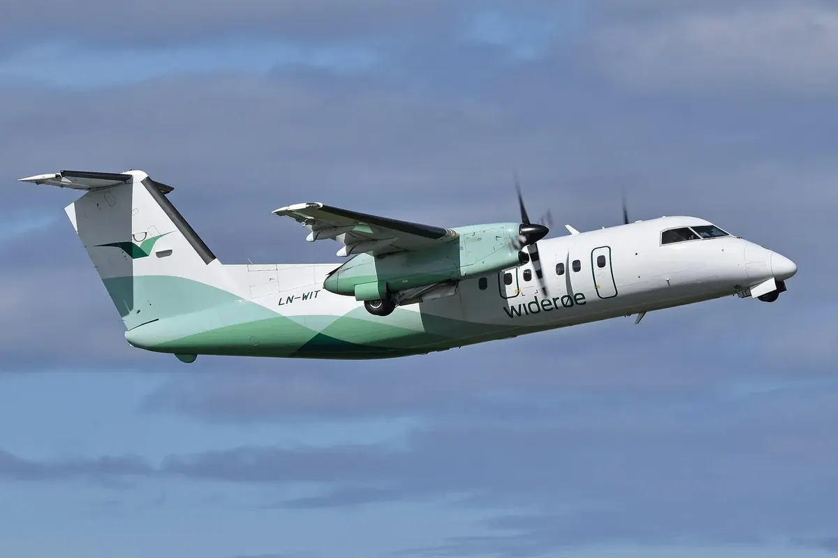 De Havilland Canada Dash 8-100