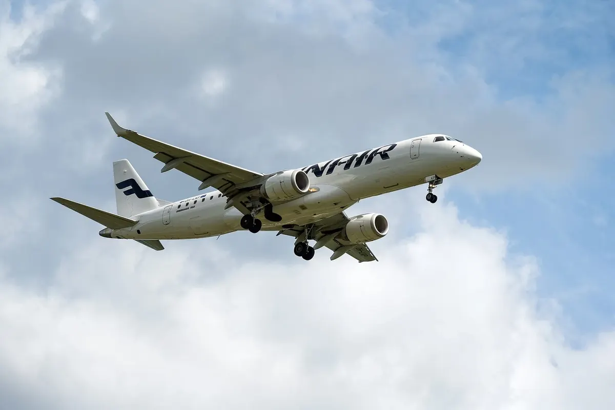 Embraer E190