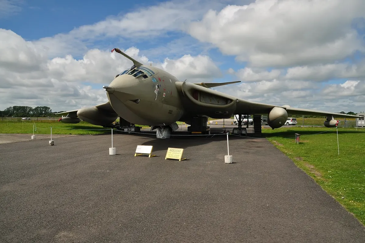 Handley Page Victor